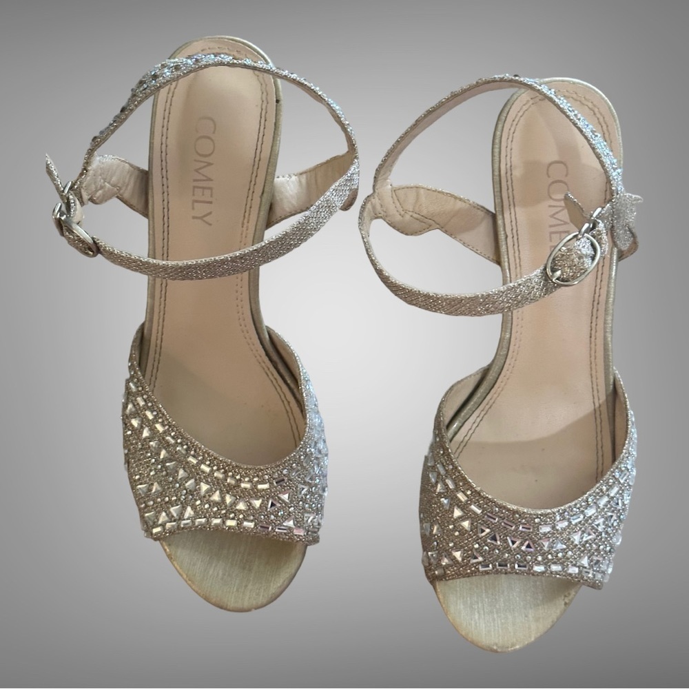 Comely Rhinestone Silver Heels - Picture 7 of 12